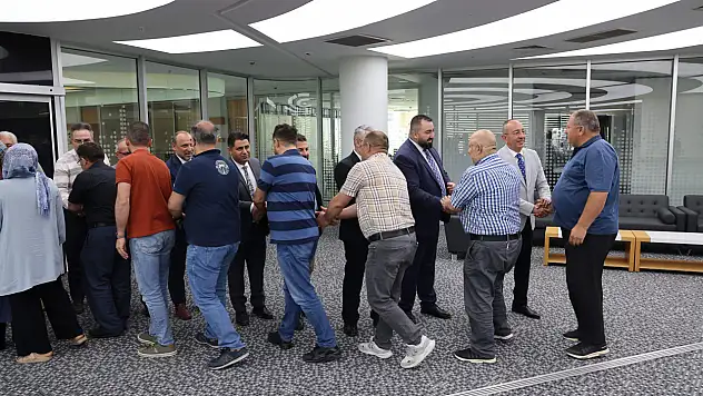 Kavuş, Mesai Arkadaşlarıyla Bayramlaştı!