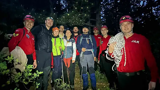 Kaybolan 2 dağcı bulundu