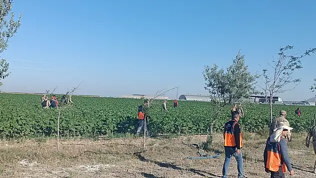 Kaybolan minik kız  sabaha karşı 1.5 Km uzaklıkta bulundu