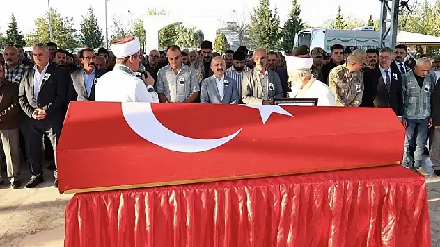 Kazada hayatını kaybeden Uzman Çavuş Serkan Korkmaz'a son görev