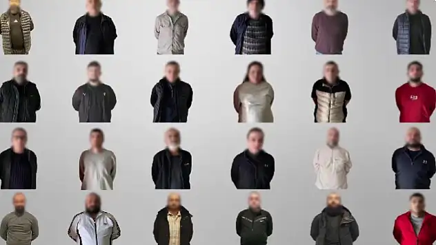 Kırmızı bültenle aranan 24 suçlu Türkiye'ye iade edildi