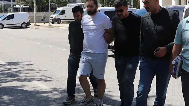 Kız arkadaşının eski eşiyle husumet kanlı bitti