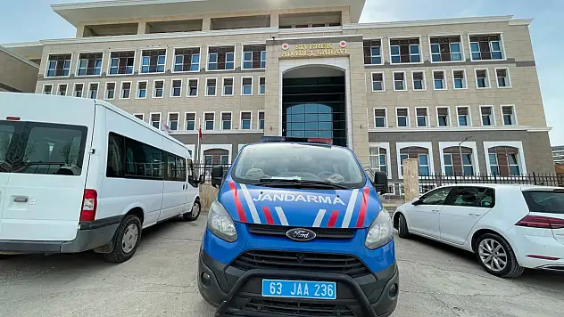 Kız çocuğuna cinsel istismar iddiası: 16 kişi tutuklandı!