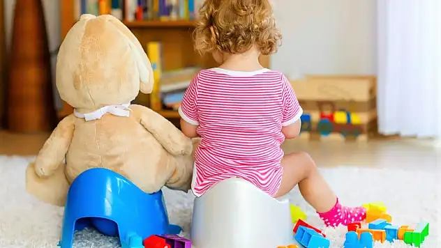 Kız çocuklarında idrar yolu enfeksiyonuna dikkat!