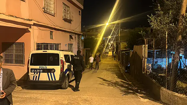 Kızını taciz etiğini düşündüğü genci öldürdü!