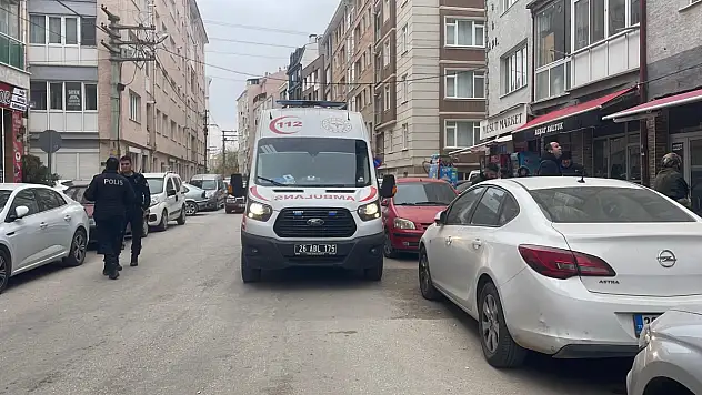 Kollarından ve kafasından yaralandı: Polis her yerde şüpheliyi arıyor