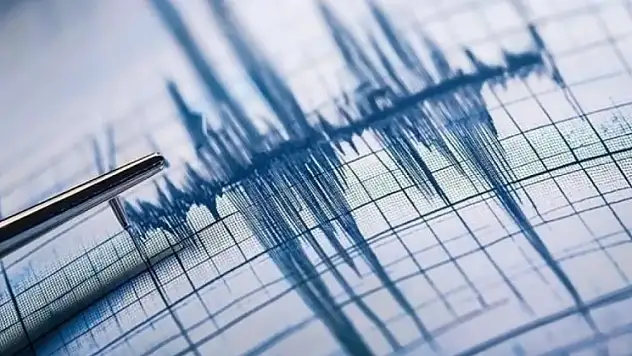 Komşu'da deprem: Mardin de hissetti!