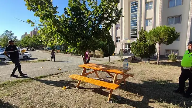 Komşular arasında kanlı kavga! Emekli polis tutuklandı