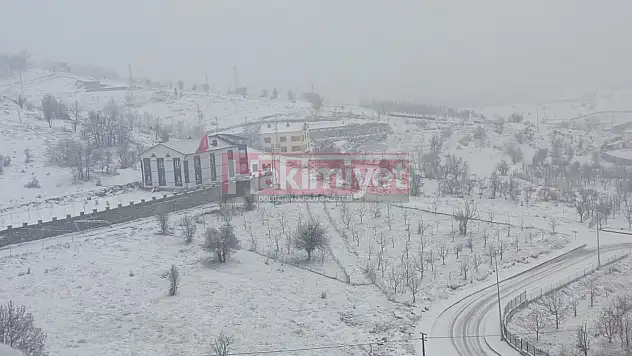 Konya baharı yaşarken bir ilçesi kış mevsiminden çıkamadı