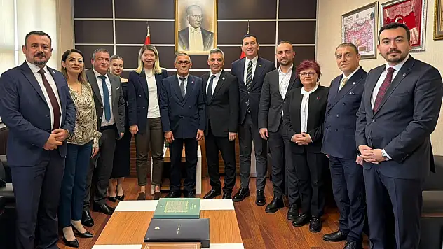 Konya Barosuna CHP'den ziyaret
