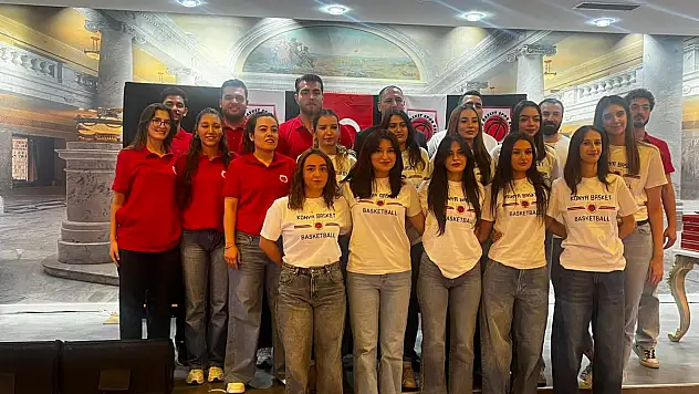 Konya Basket Kadın Takımı sezonu birlik yemeğiyle açtı: 'Biz büyük bir aileyiz'