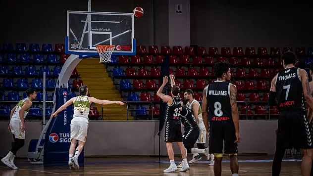 Konya Büyükşehir Belediyespor, play-off biletini kaptı!