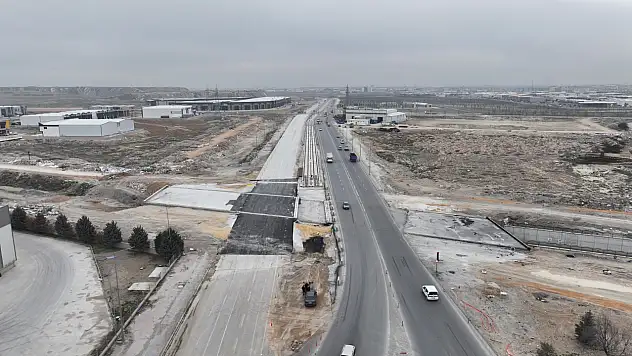 Konya Büyükşehir'den bayram sürprizi: Kritik köprü trafiğe açıldı!