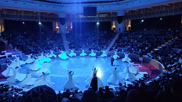 Konya Büyükşehir'den Dünya Görmeyenler Derneği'ne 60 kişilik sema gösterisi kontenjanı