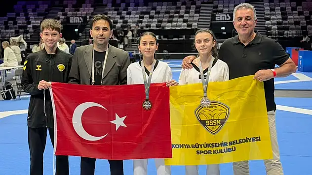 Konya Büyükşehirli tekvandoculardan Avrupa'da çifte gurur!