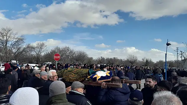 Konya'da 1 yıl 3 aydır yaşam mücadelesi Hikmet Çakan hayatını kaybetti!