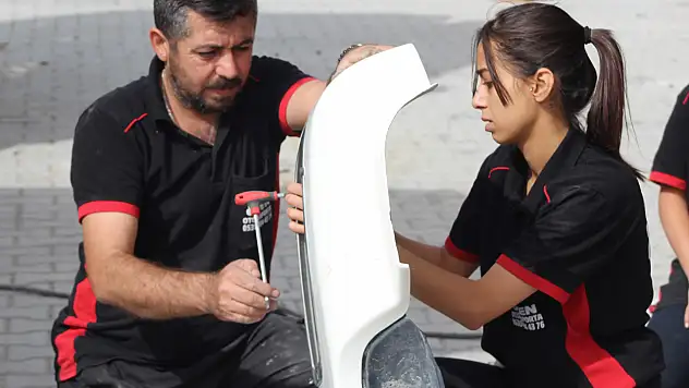 Konya'da 17 yaşındaki genç kız sanayide ezber bozdu