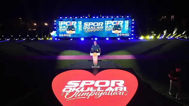 Konya'da 2. Spor Okulları Olimpiyatları coşkuyla başladı: 28 ilçeden 1.500 genç sahada!