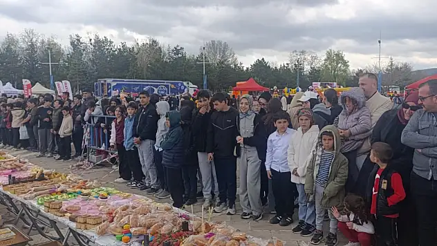 Konya'da 23 Nisan'a damga vuran festival