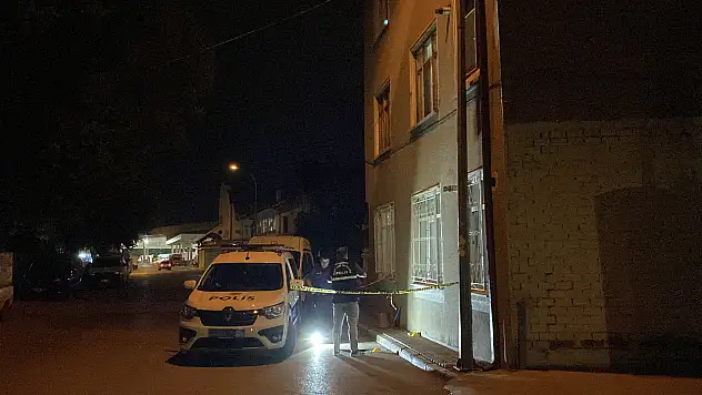 Konya'da 3. kattan düşen çocuk ölümden kıl payı kurtuldu!