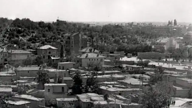 Konya'da 81 yıl önce çekilen fotoğraf hayrete düşürdü!