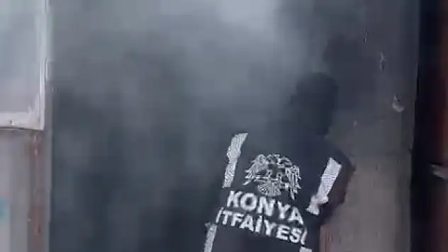 Konya'da alevler çardağı sardı: 65 buzağı telef oldu!