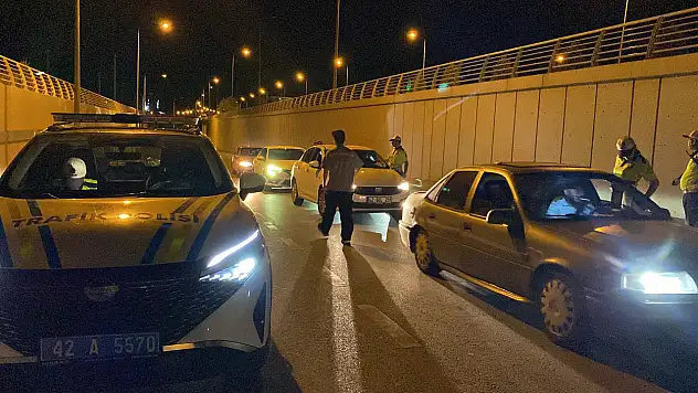 Konya'da alkollü araç süren gencin bahanesi pes dedirtti!