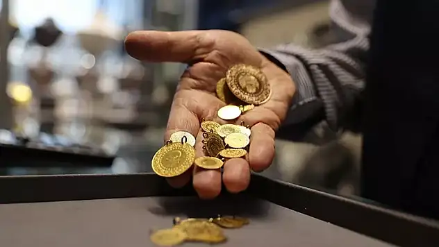 Konya'da altın uçuşa geçti: Gram ve çeyrek rekor sınırında!
