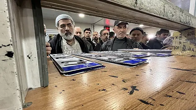 Konya'da APP plaka telaşı sürüyor: Atölyelerde yoğunluk zirvede