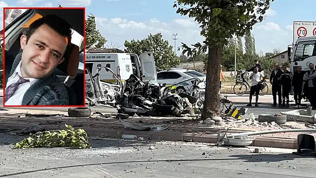 Konya'da aracın hurdaya döndüğü kazada öğretmen hayatını kaybetti!