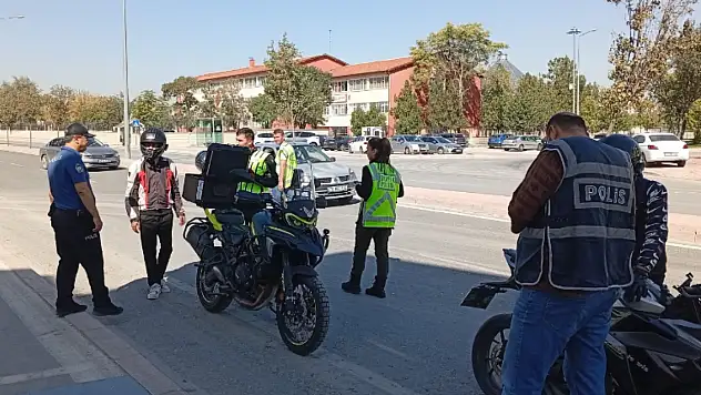 Konya'da asayiş denetimleri aralıksız devam ediyor: 2 şahıs yakalandı!