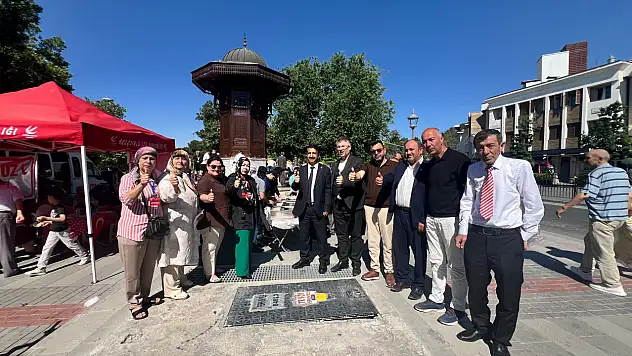 Konya'da aşure programına yoğun ilgi!
