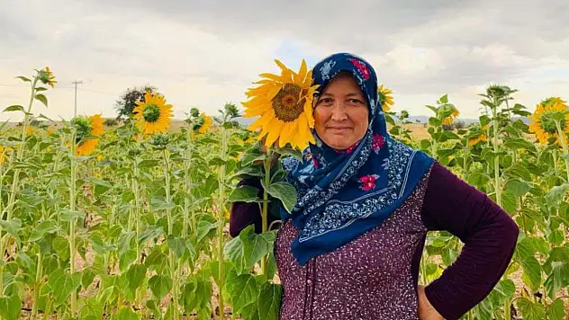 Konya'da baca yangını can almıştı: Sedef Sarıtaş son yolculuğuna uğurlandı