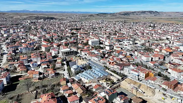 Konya'da Başkan'dan gençlere müjde! 'Yükleniyor' diyerek duyurdu...