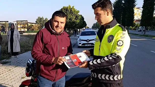 Konya'da 'Beni Görün' çağrısı! Kaldırımlar engel, rampalar işgal altında