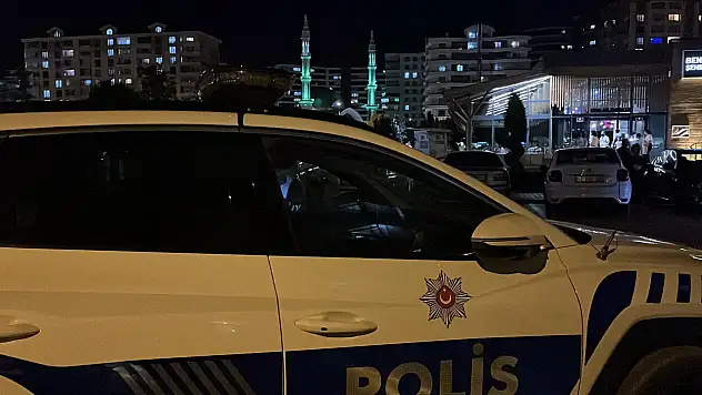 Konya'da bıçaklı kavga kanlı bitti!