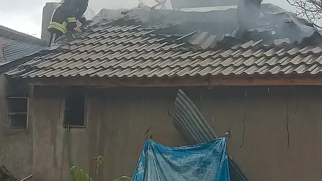 Konya'da bir evde korkutan yangın!