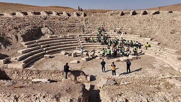 Konya'da bisikletseverler tarihe yolculuk yaptı