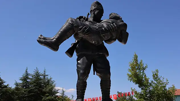 Konya'da Çetmili Kara Ali Çavuş ile oğlu Mehmet Onbaşı şehadetlerinin 104. yılında anıldı