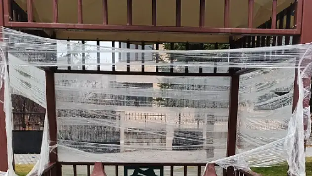 Konya'da çocuk parkına zarar verildi: Mahalle sakinleri yetkililere önlem çağrısında bulundu!