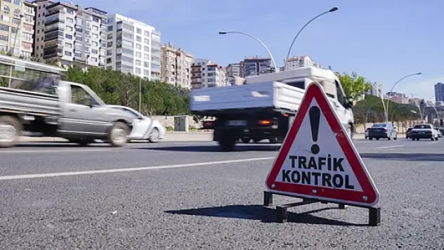 Konya'da çok kullanılan yol trafiğe kapatıldı!