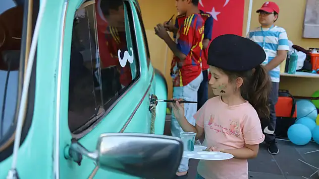 Konya'da COP31 kapsamında dikkat çeken etkinlik! Çocuklar geleceğe mesaj bıraktı