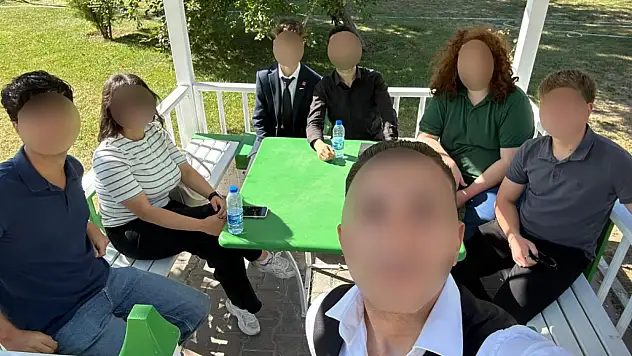 Konya'da Cumhurbaşkanı'na hakaret ettiği iddia edilen genç hakim karşısında: 'Pişmanım'