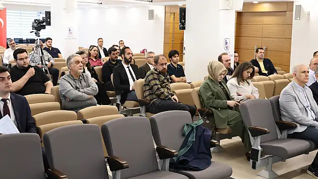 Konya'da dikkat çeken analiz: Savaş Türkiye'yi yeni enerji merkezine dönüştürebilir