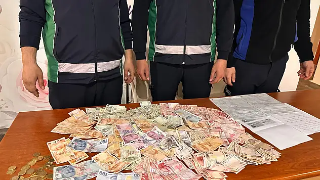 Konya'da dilencilerin üzerinden çıkan para şaşkına çevirdi