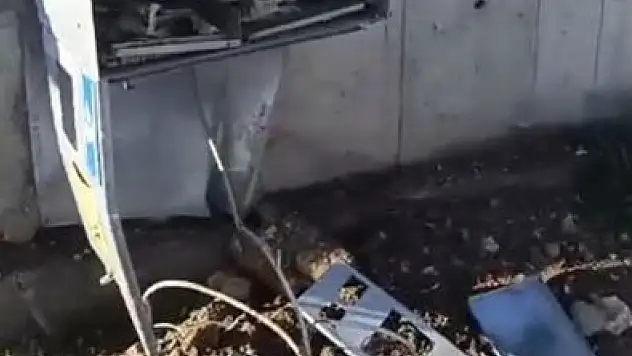 Konya'da doğal afet! Yıldırım evleri vurdu, mahalle sarsıldı