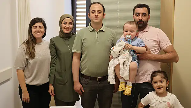 Konya'da doğuştan işitme engelli çocuk, duymaya başladı