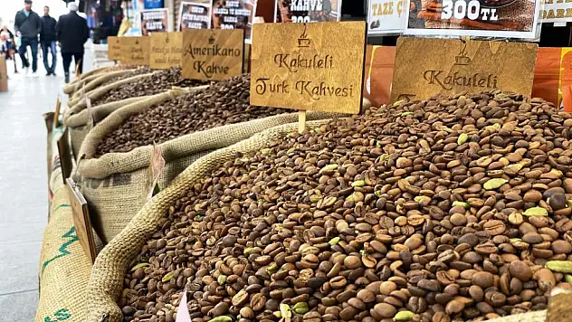 Konya'da dünya kahvelerine ilgi arttı!