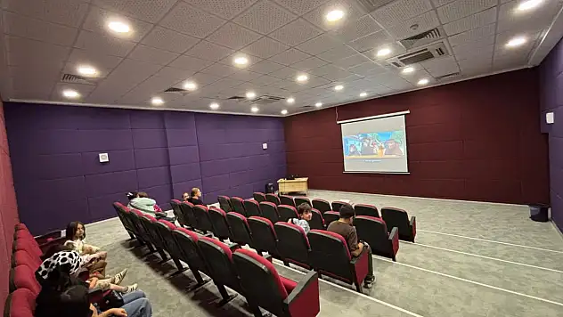 Konya'da ebeveyn kaybı yaşayan çocuklar için anlamlı organizasyon