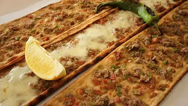 Konya'da etliekmeğe yine zam geldi: Yeni fiyatlar cebi yakıyor